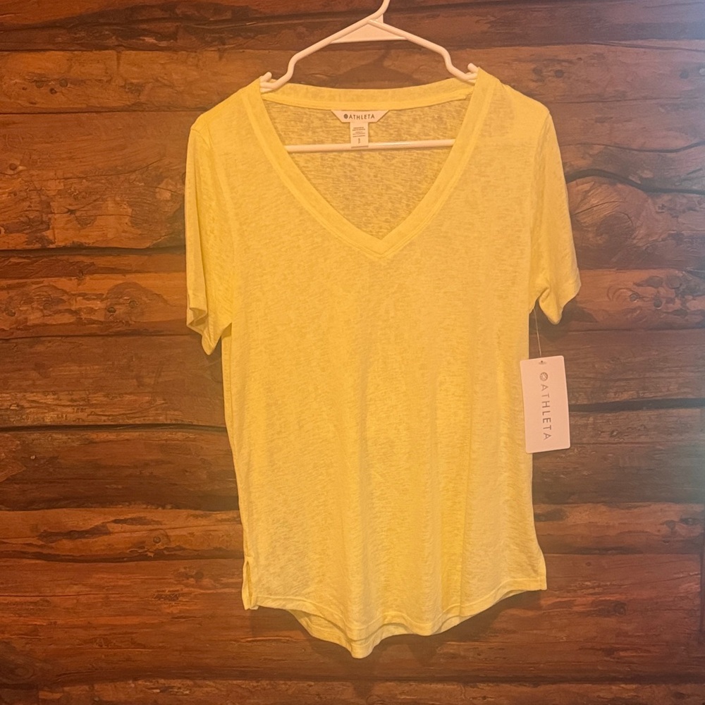 Athleta Breezy Scoop V-Neck Tee - NWT